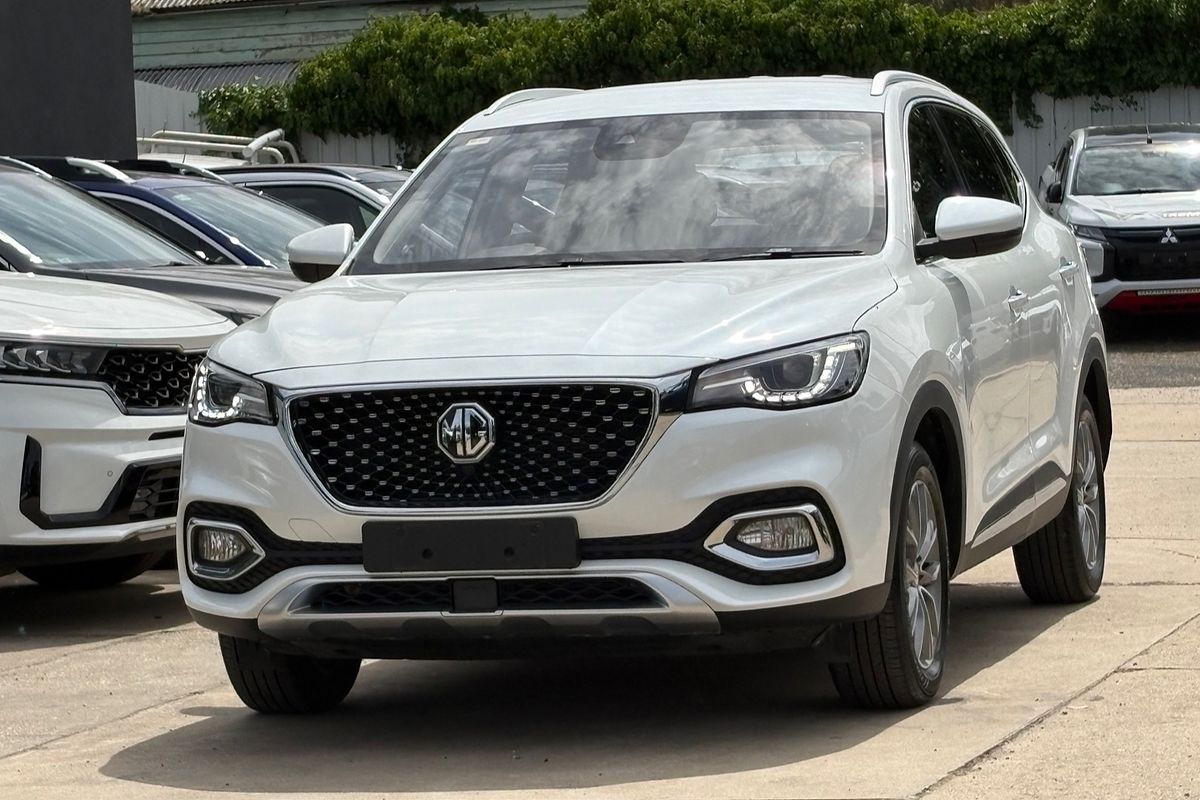 2023 MG HS Vibe SAS23