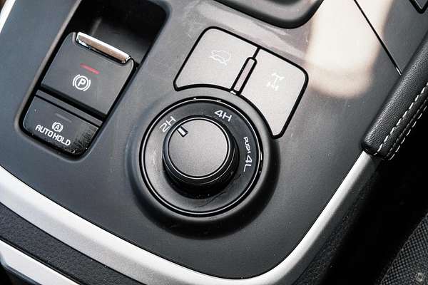 2025 Isuzu MU-X LS-M