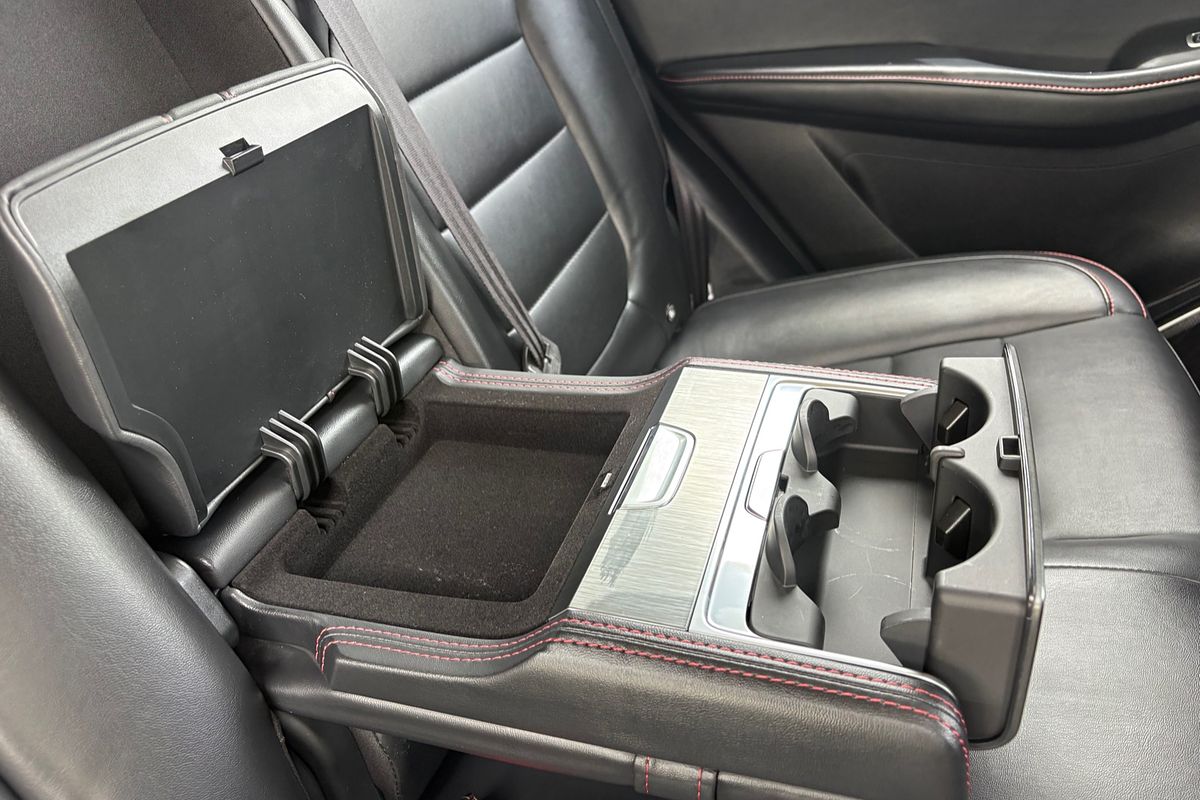 2023 MG HS Vibe SAS23