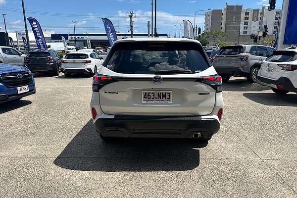 2025 Subaru Forester Hybrid Touring S6