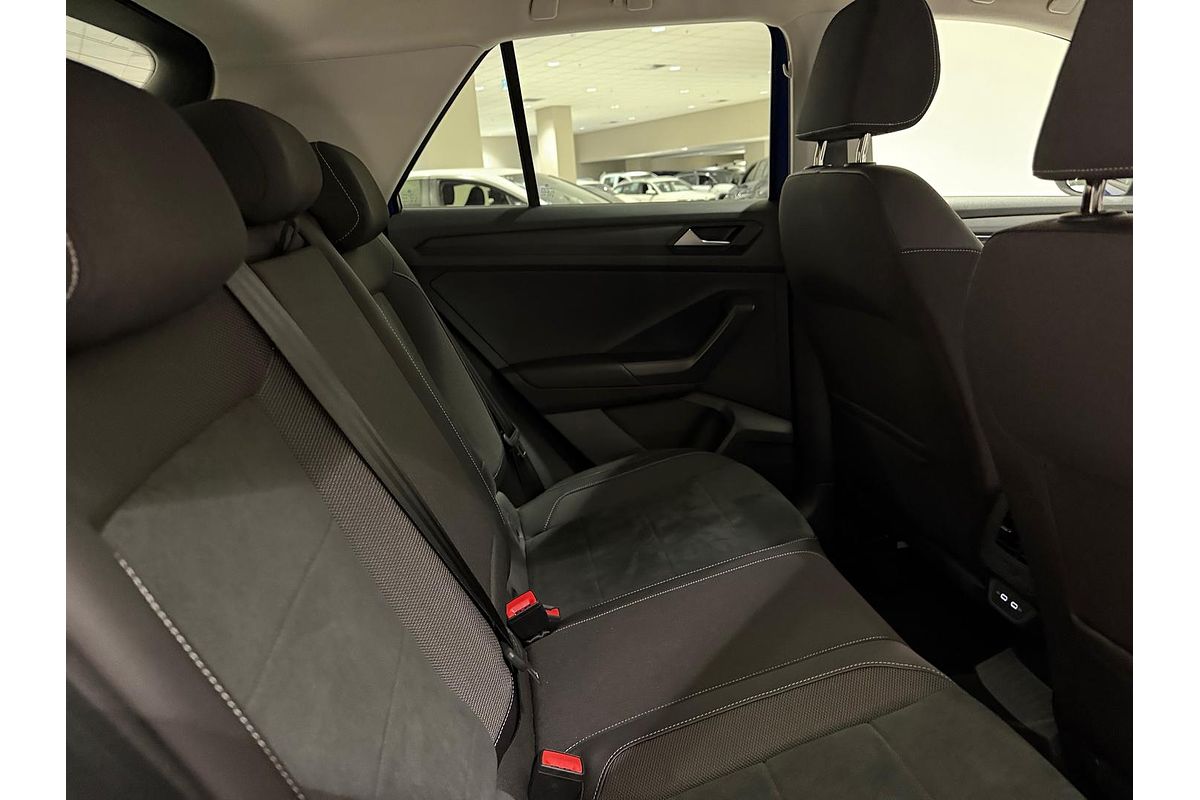 2022 Volkswagen T-Roc 110TSI Style D11