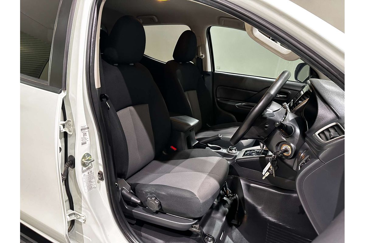 2018 Mitsubishi Triton GLX+ MR 4X4