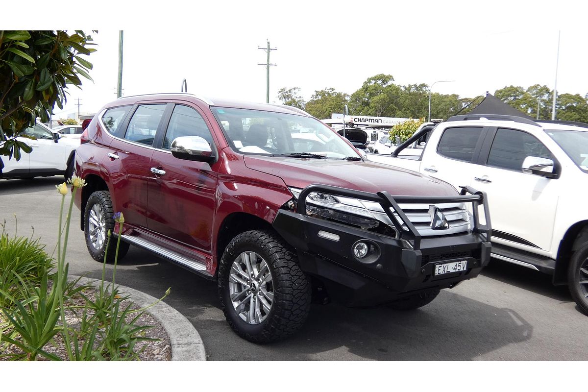 2022 Mitsubishi Pajero Sport GLX QF
