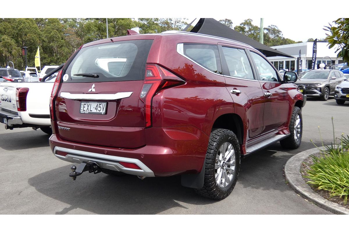 2022 Mitsubishi Pajero Sport GLX QF