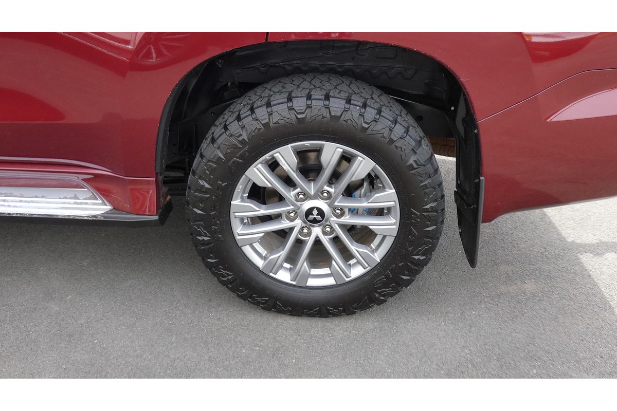 2022 Mitsubishi Pajero Sport GLX QF