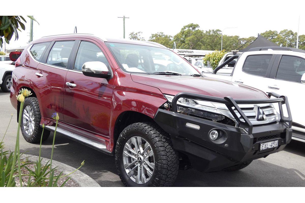 2022 Mitsubishi Pajero Sport GLX QF