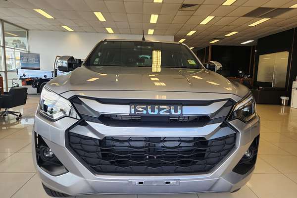 2025 Isuzu D-MAX SX
