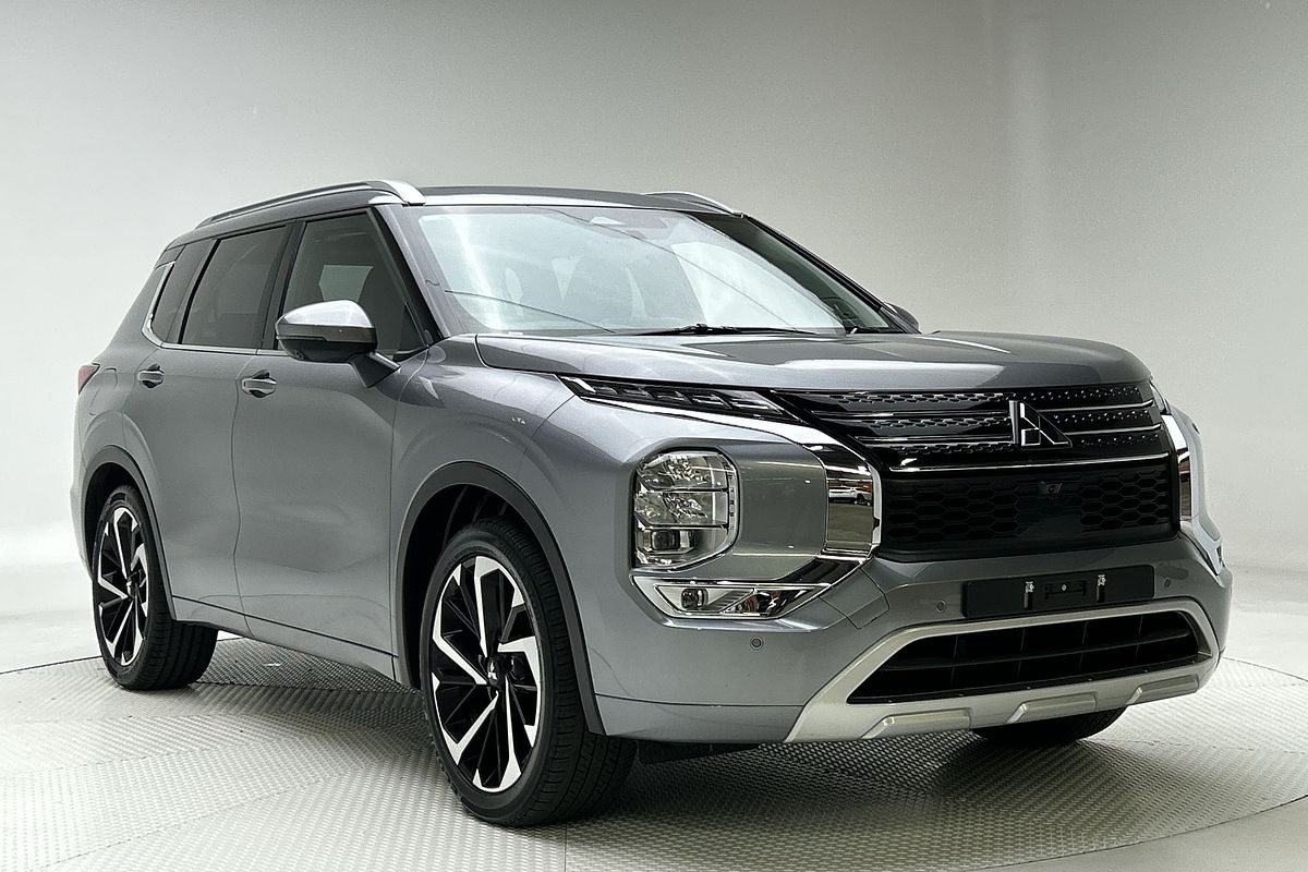 2023 Mitsubishi Outlander Exceed ZM