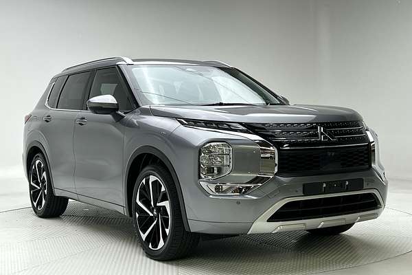 2023 Mitsubishi Outlander Exceed ZM