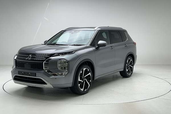 2023 Mitsubishi Outlander Exceed ZM