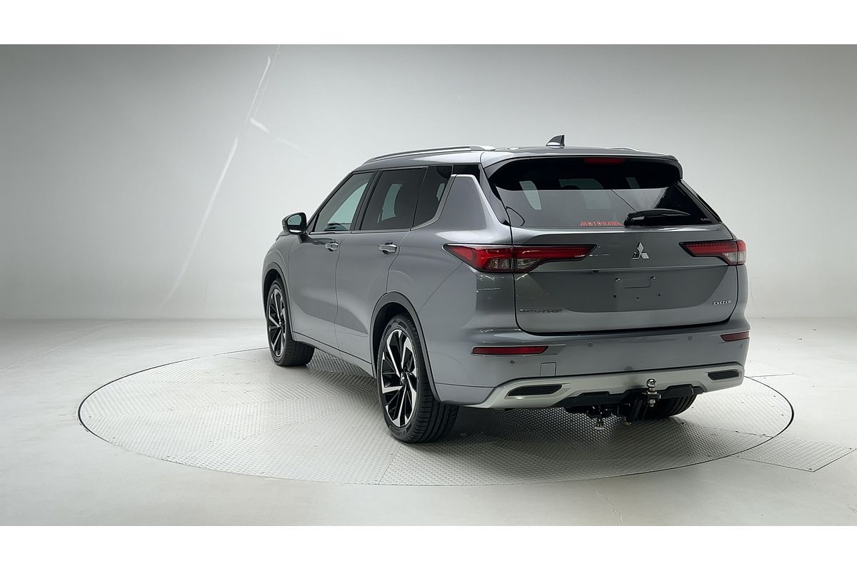 2023 Mitsubishi Outlander Exceed ZM