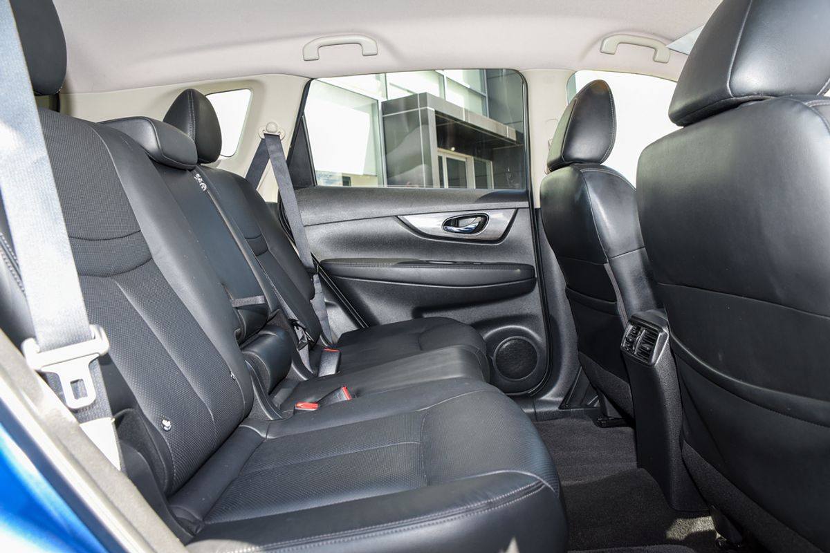 2017 Nissan X-TRAIL ST-L T32