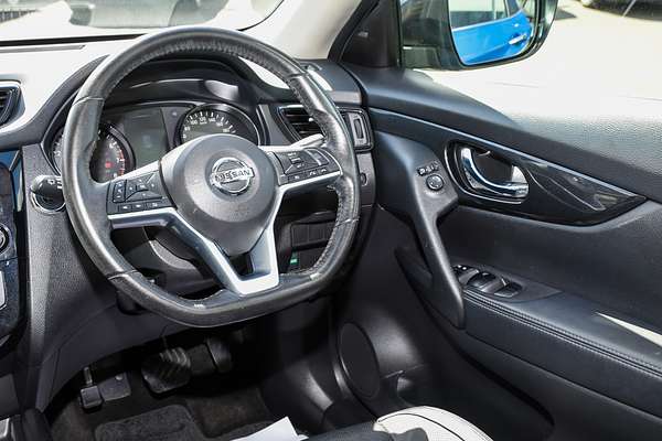 2017 Nissan X-TRAIL ST-L T32