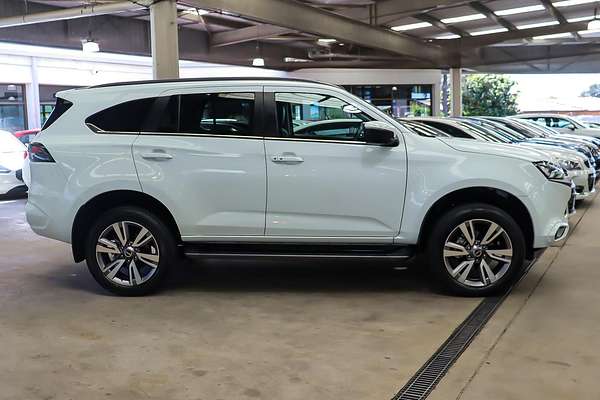 2024 Isuzu MU-X LS-T