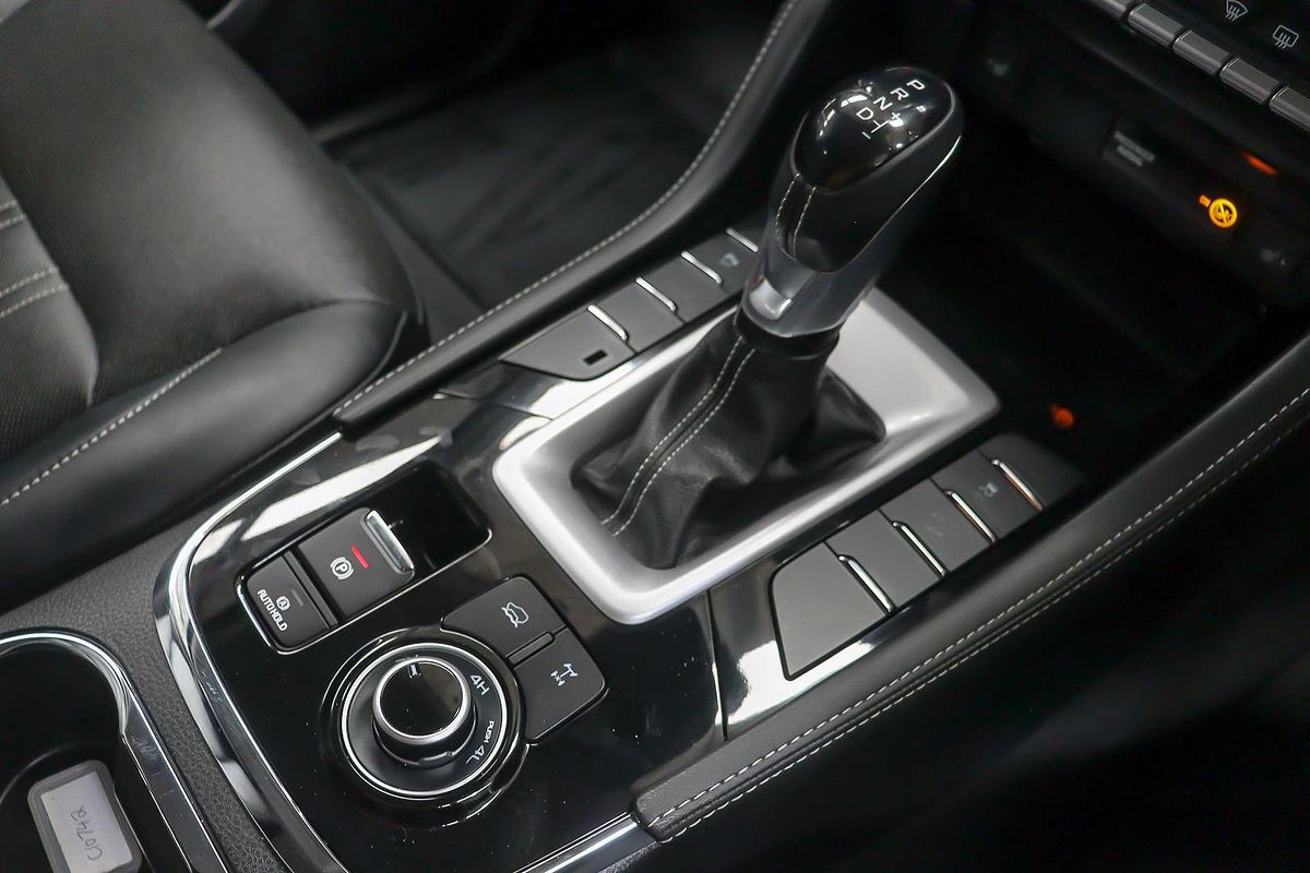 2024 Isuzu MU-X LS-T