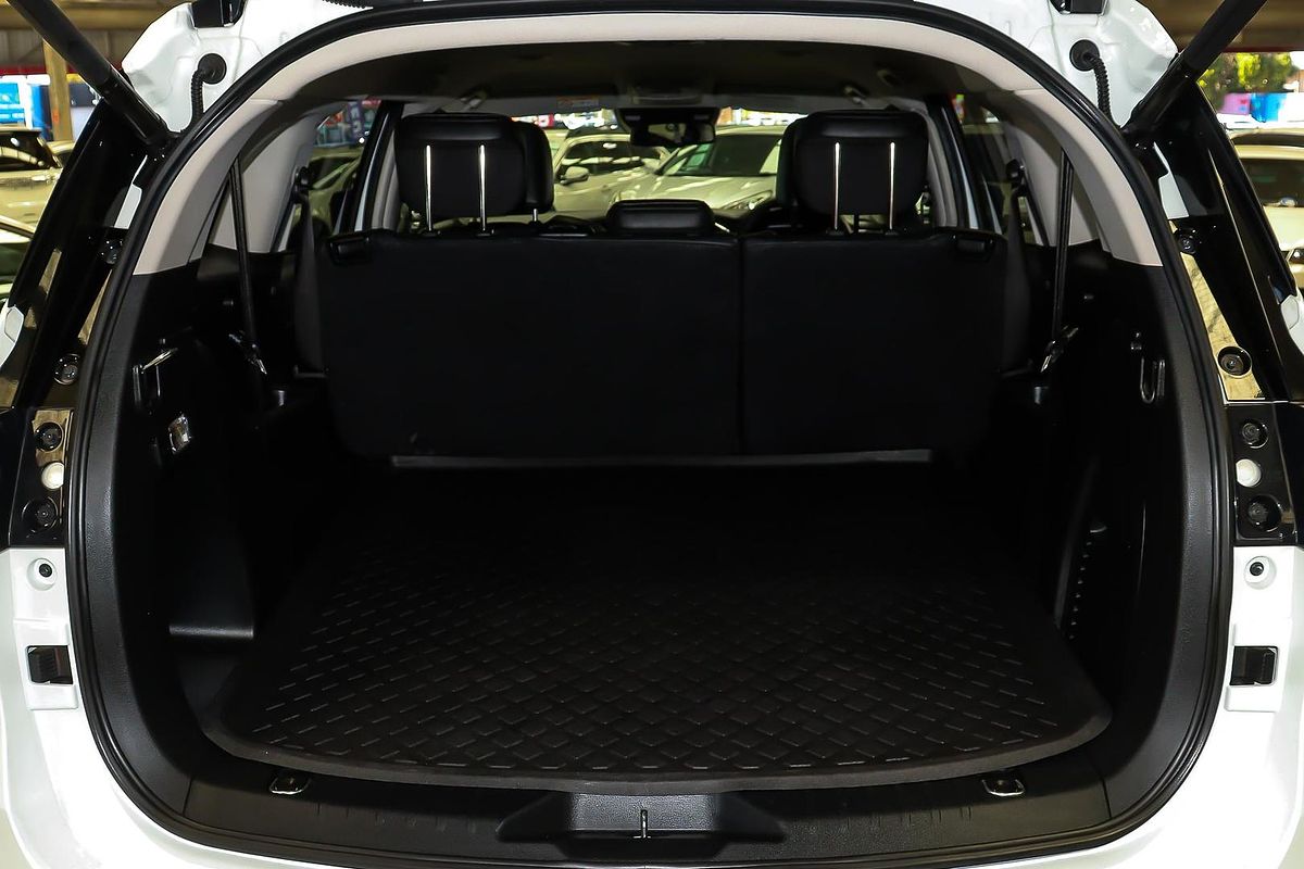 2024 Isuzu MU-X LS-T