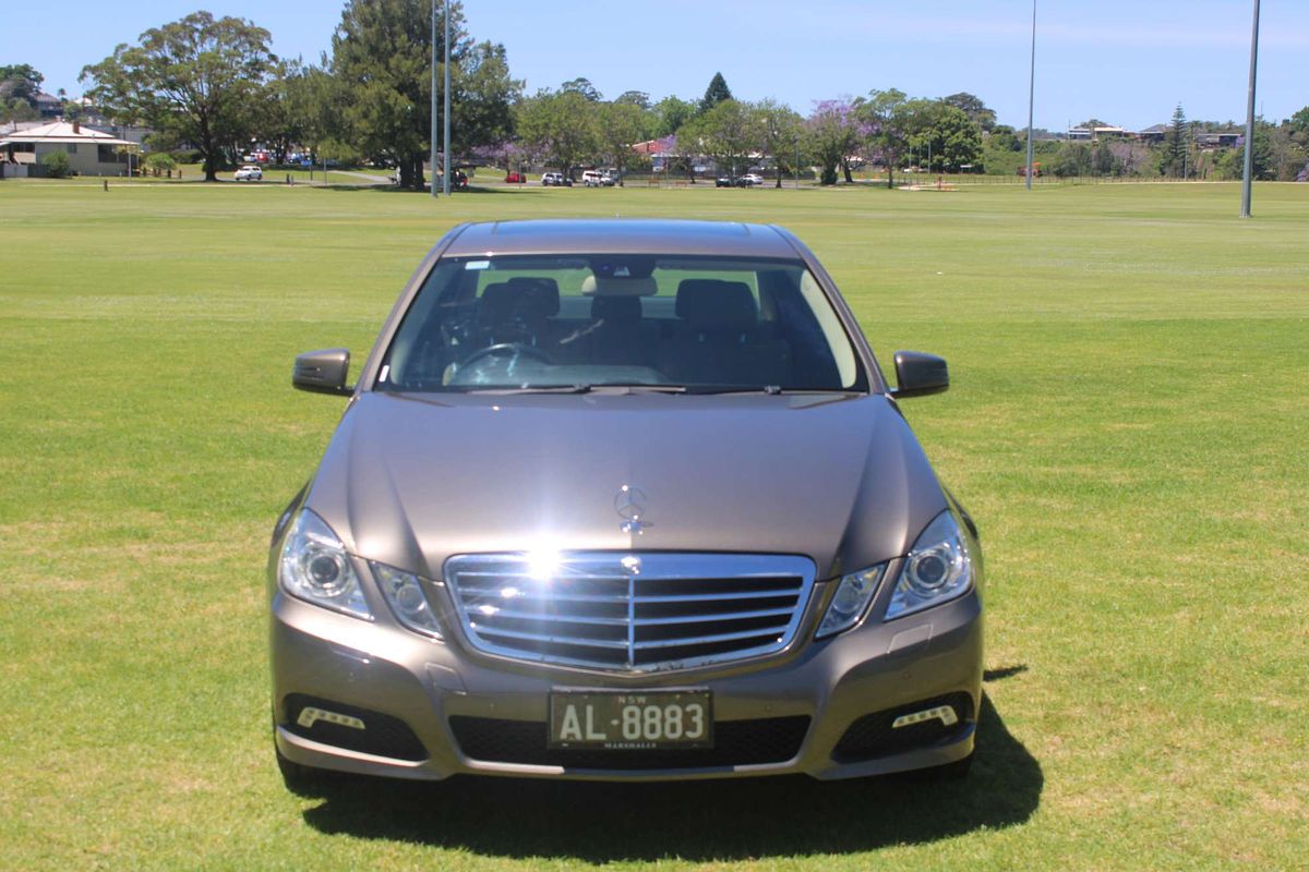 2009 MERCEDES-BENZ E250 CGI AVANTGARDE 5 SP AUTOMATIC 4D SEDAN T4
