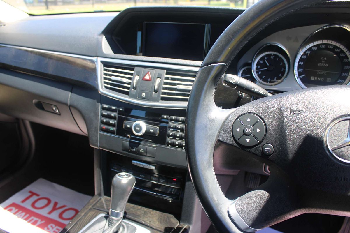 2009 MERCEDES-BENZ E250 CGI AVANTGARDE 5 SP AUTOMATIC 4D SEDAN T4