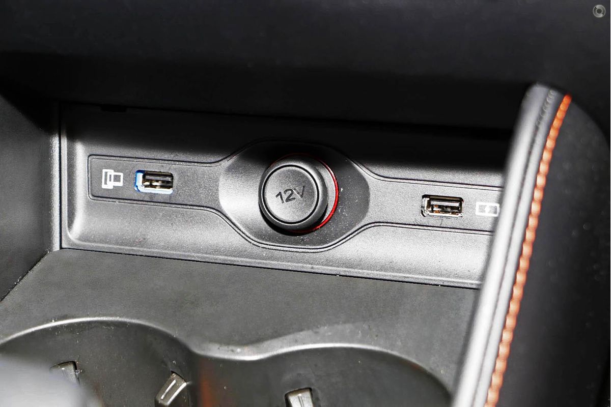 2025 MG HS Excite AS33