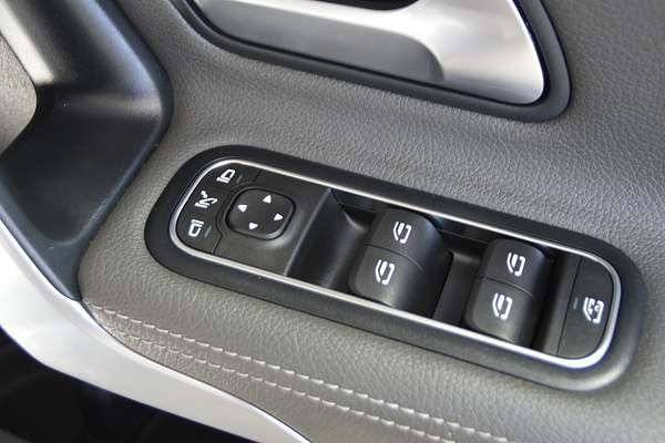 2019 Mercedes-Benz CLA-Class CLA200 C118