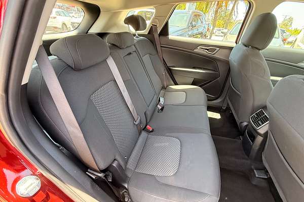 2024 Kia Sportage S NQ5