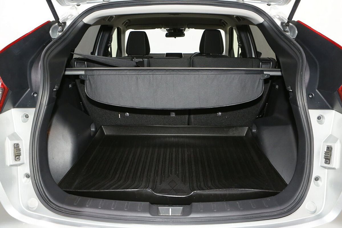 2018 Mitsubishi Eclipse Cross LS YA