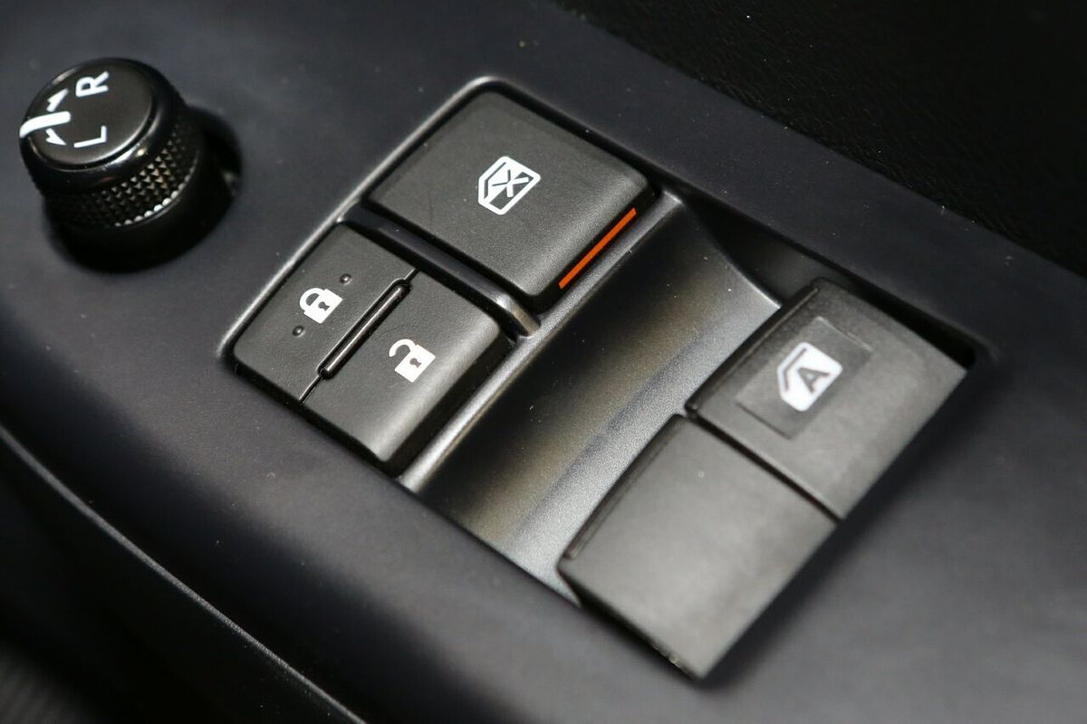 2023 Toyota Hilux SR GUN126R 4X4