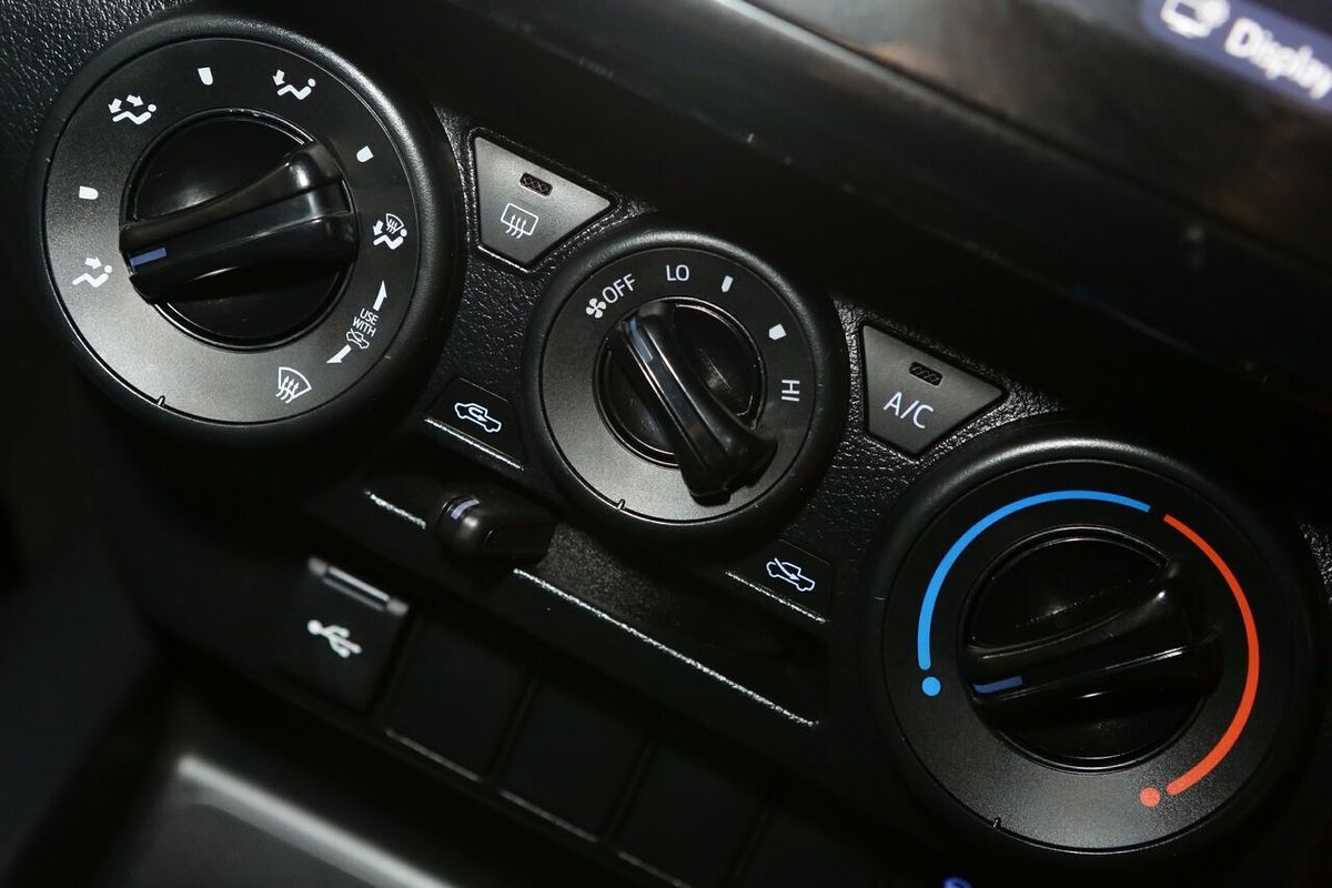 2023 Toyota Hilux SR GUN126R 4X4