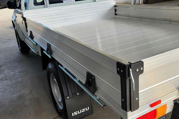 2025 Isuzu D-MAX SX High Ride Rear Wheel Drive