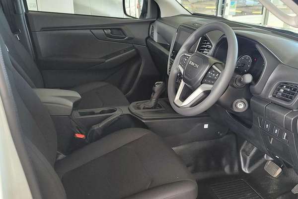 2025 Isuzu D-MAX SX High Ride Rear Wheel Drive