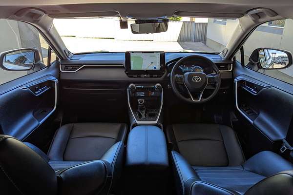 2024 Toyota RAV4 Cruiser AXAH52R