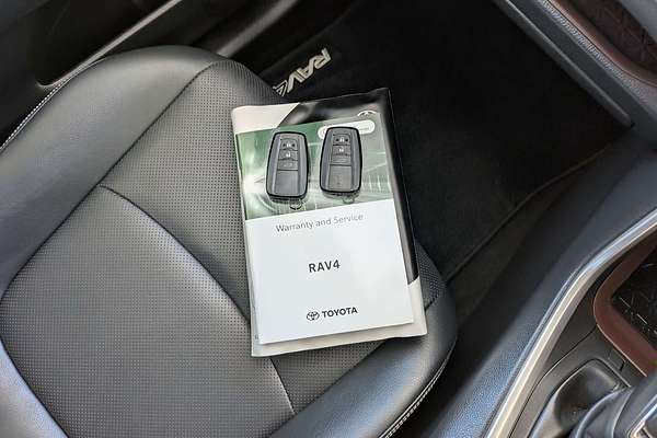 2024 Toyota RAV4 Cruiser AXAH52R