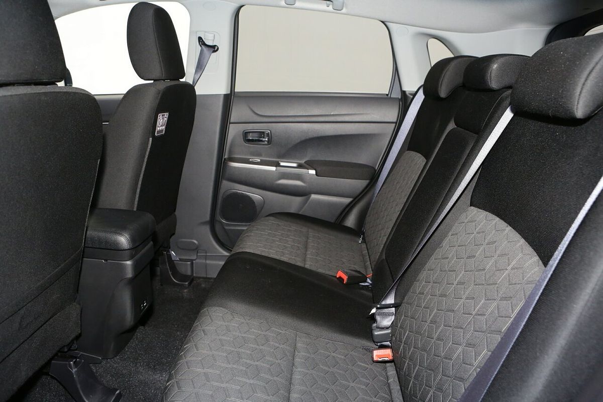 2024 Mitsubishi ASX LS XD