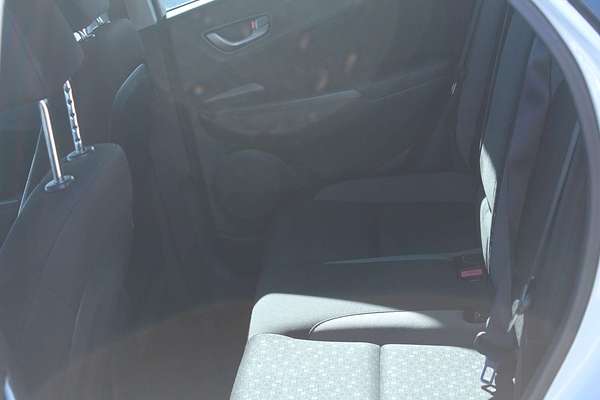 2017 Hyundai Kona Active OS