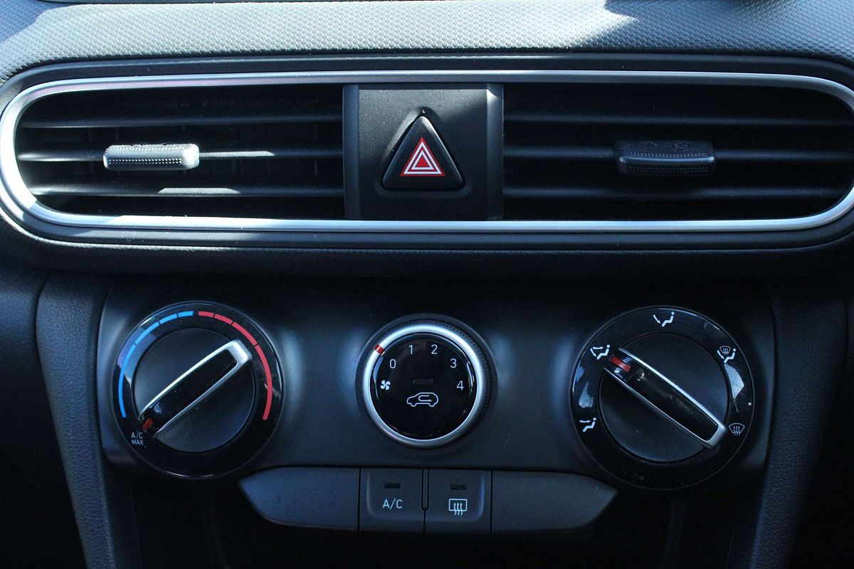 2017 Hyundai Kona Active OS