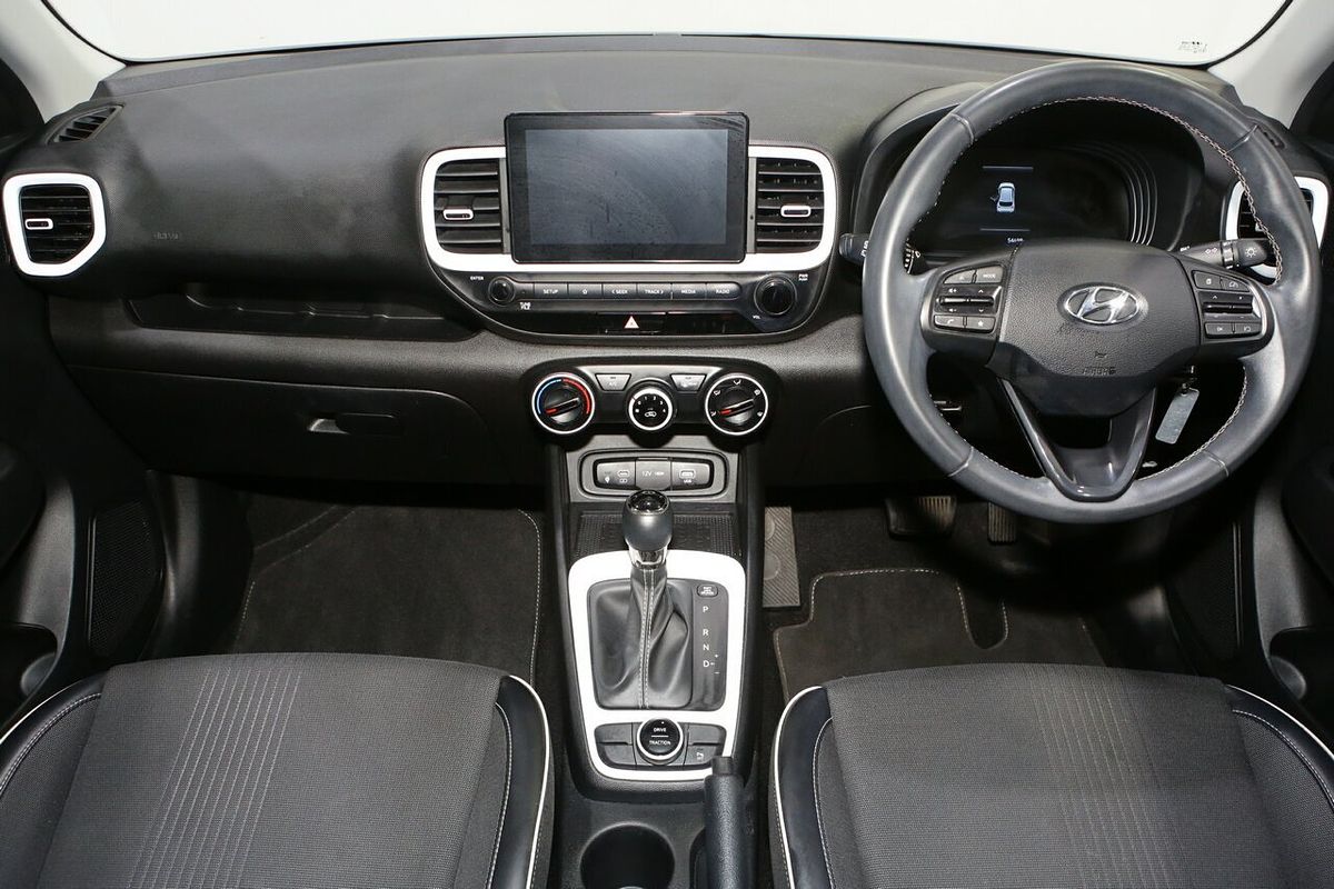 2023 Hyundai Venue Active QX.V5