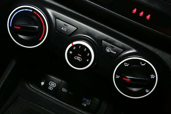 2023 Hyundai Venue Active QX.V5