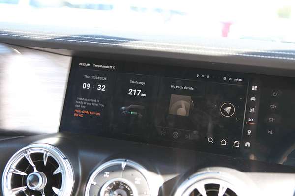 2024 GWM Tank 300 Ultra Hybrid P01