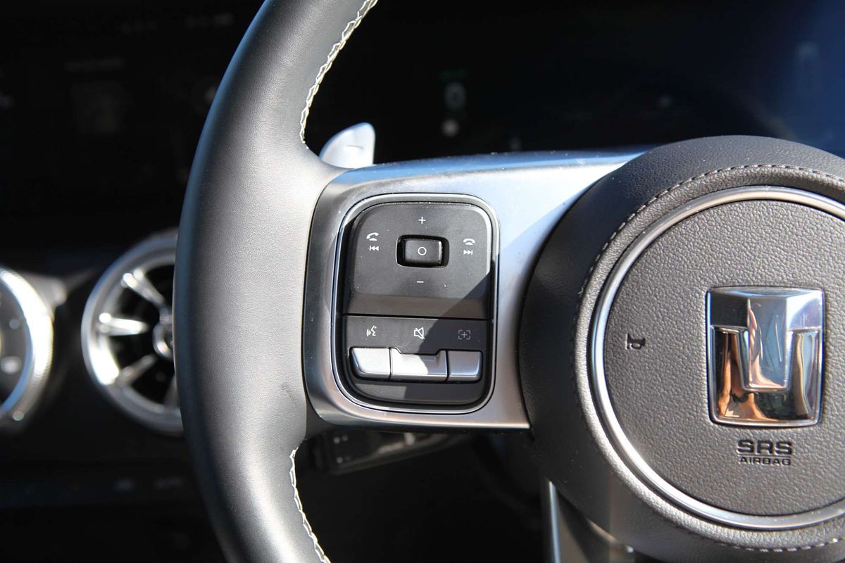 2024 GWM Tank 300 Ultra Hybrid P01