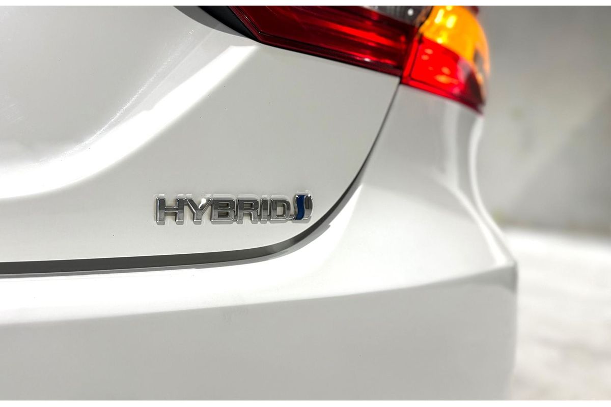 2022 Toyota Camry Ascent AXVH70R