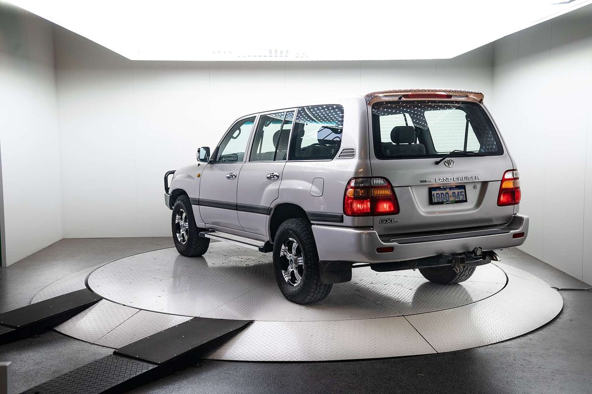 2002 Toyota Landcruiser GXL HDJ100R