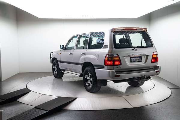 2002 Toyota Landcruiser GXL HDJ100R