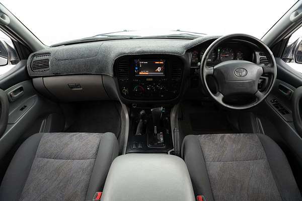 2002 Toyota Landcruiser GXL HDJ100R