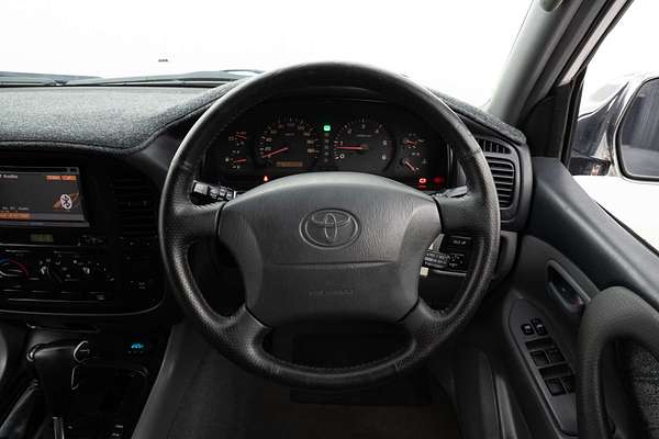 2002 Toyota Landcruiser GXL HDJ100R