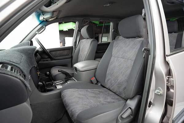 2002 Toyota Landcruiser GXL HDJ100R