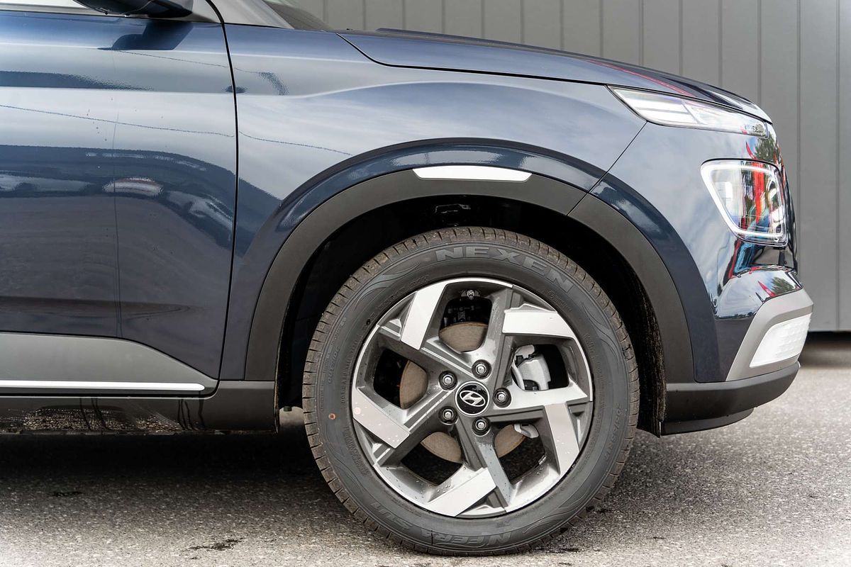 2025 Hyundai Venue Elite QX.V5