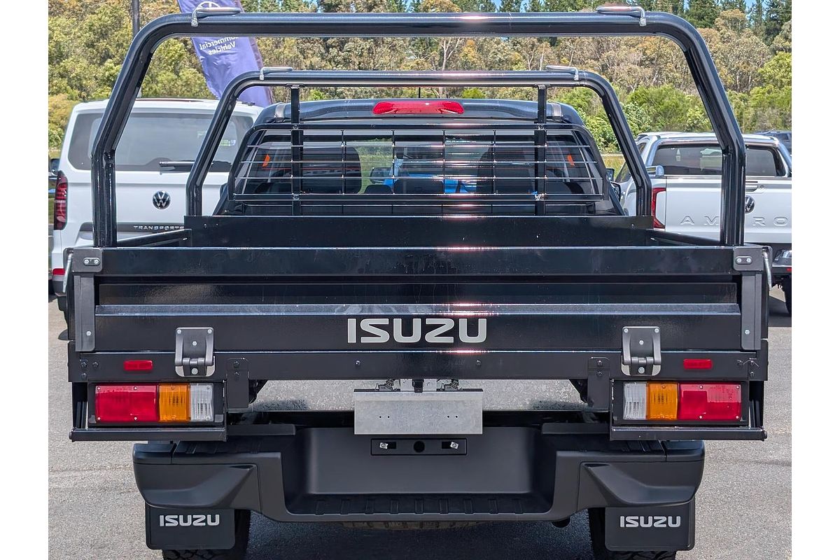 2025 Isuzu D-MAX SX 4X4