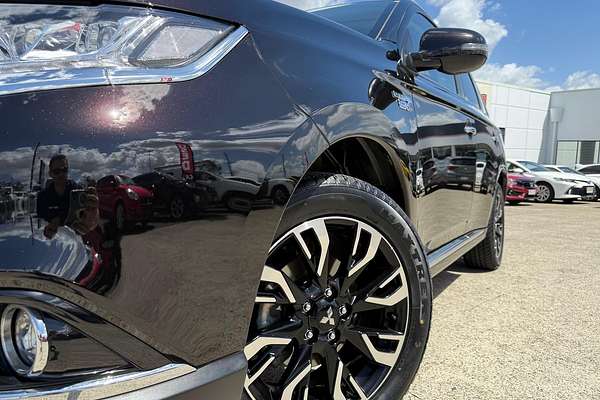 2017 Mitsubishi Outlander PHEV LS ZK