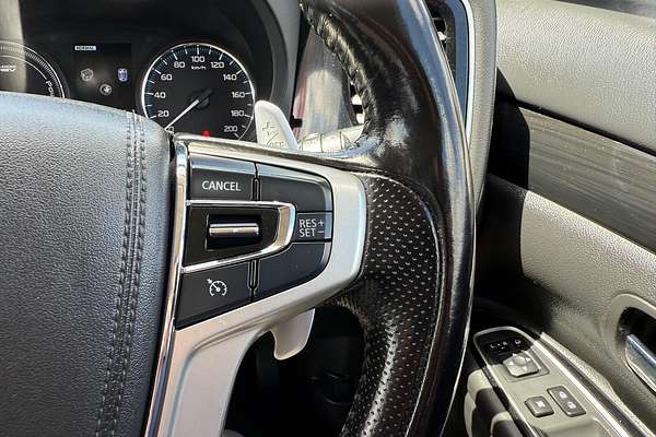 2017 Mitsubishi Outlander PHEV LS ZK