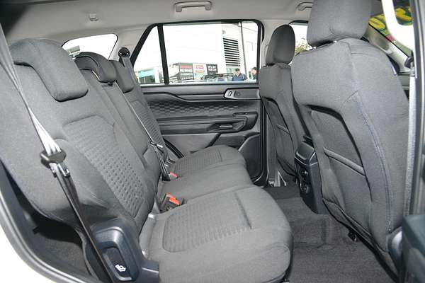 2024 Ford Everest Ambiente 2.0L